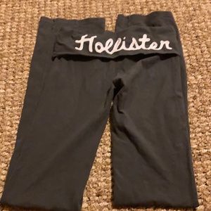Woman’s Hollister pants